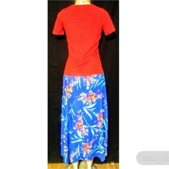 Royal Blue Floral Shorts With A Skirt M - Picture 2 of 6
